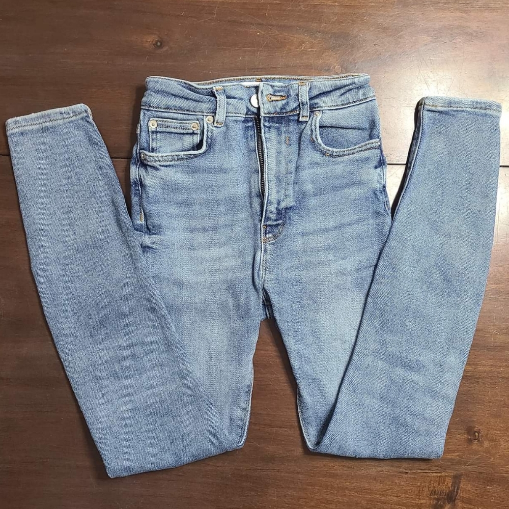 Zara jeans